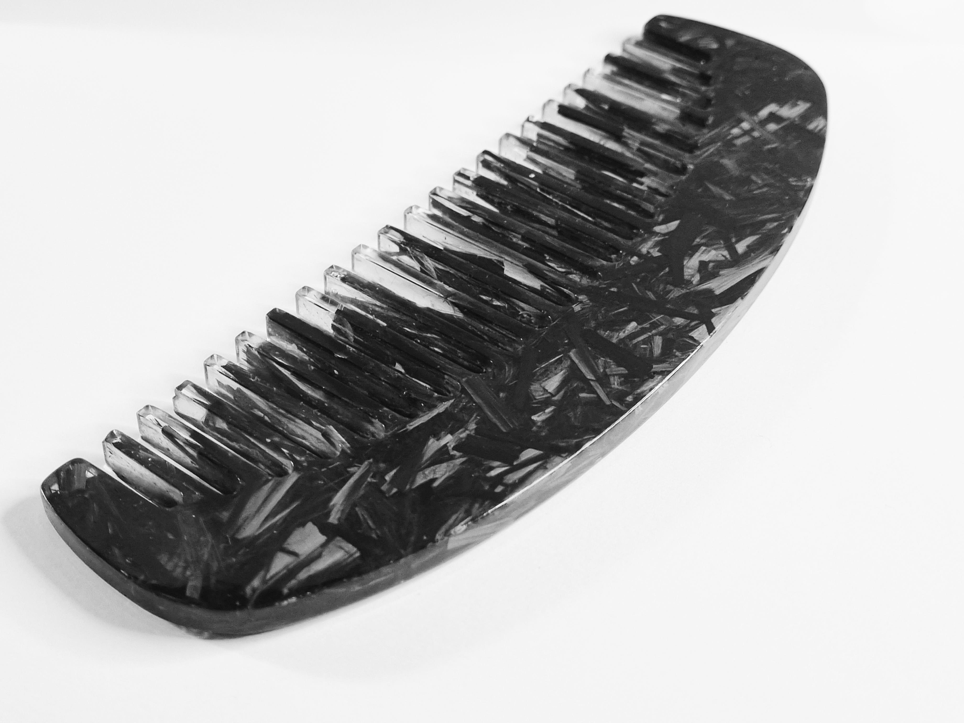 Classic Comb (Forged Carbon)